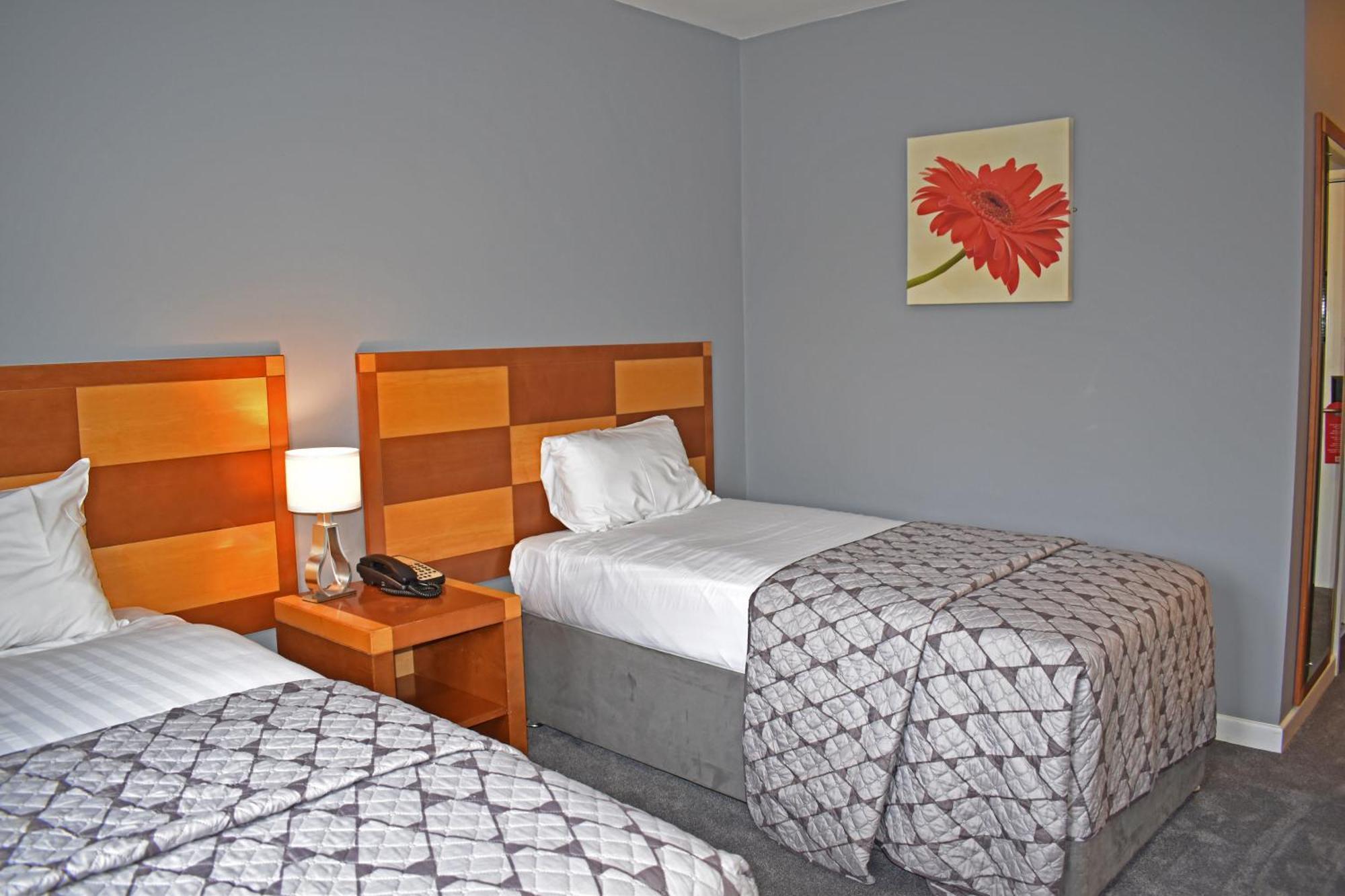 Quality Hotel Ковентрі Екстер'єр фото